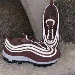 Woman’s Nike Air Max 97 LEA